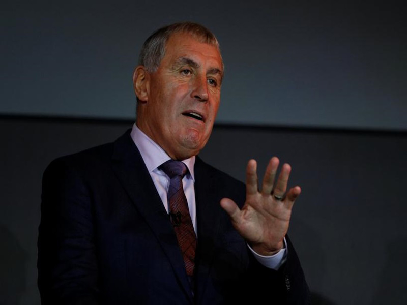 Inspirational soccer quotes by Peter Shilton