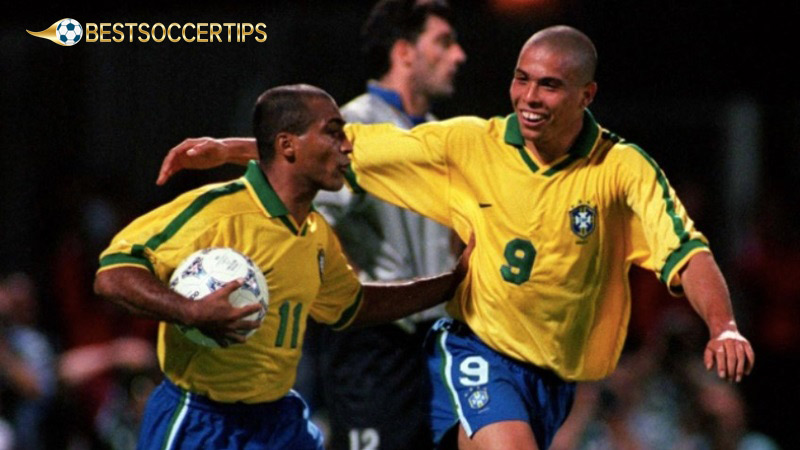 Best duos in soccer: Bebeto & Romario (Brazil)