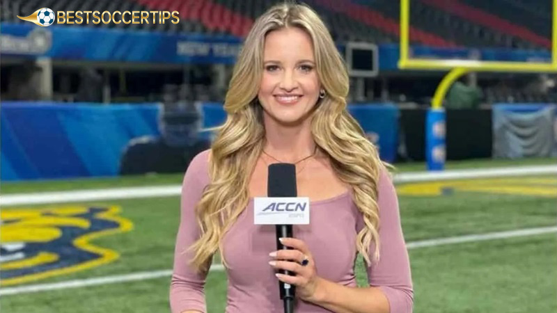 Espn sports reporters female: Kelsey Riggs
