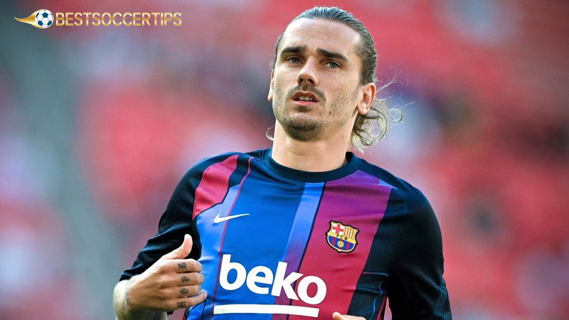 Who is the highest paid player in Barcelona: Antoine Griezmann