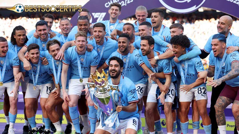 Most successful english football clubs: Manchester City (Titles: 26)