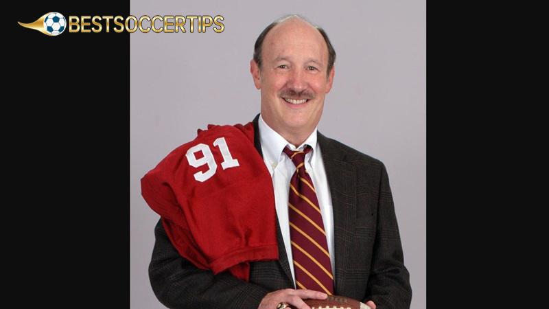 Oldest college football players: Tom Thompson