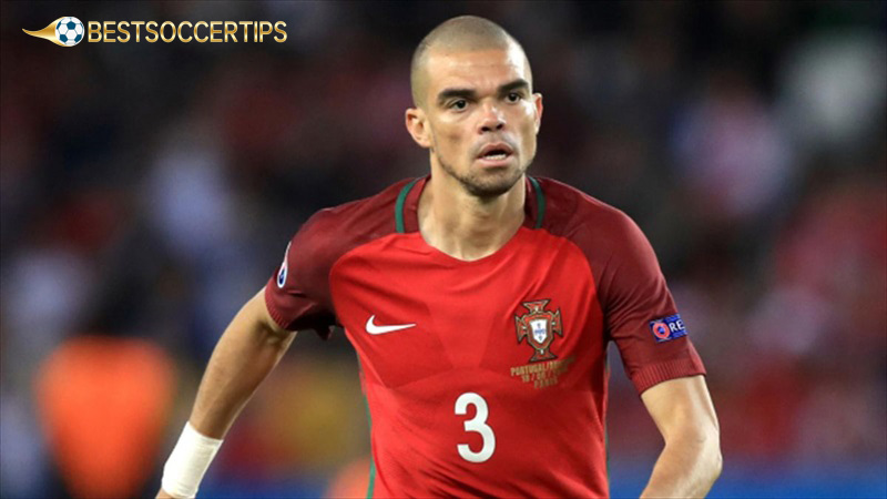 Best Portuguese football players: Pepe