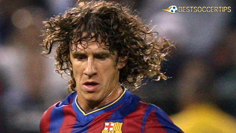 Football players with long hair: Carles Puyol