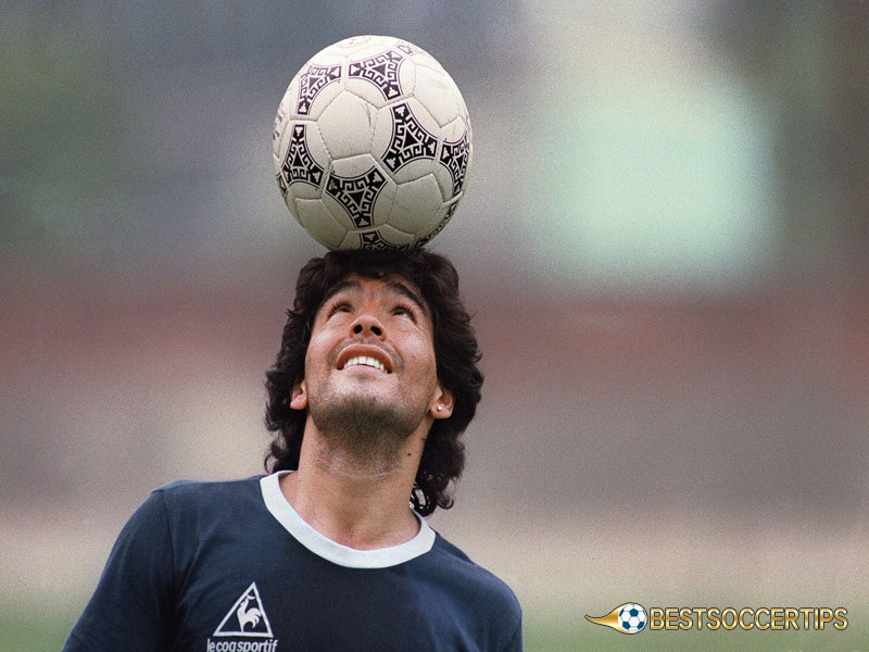 Soccer players with long hair: Diego Maradona