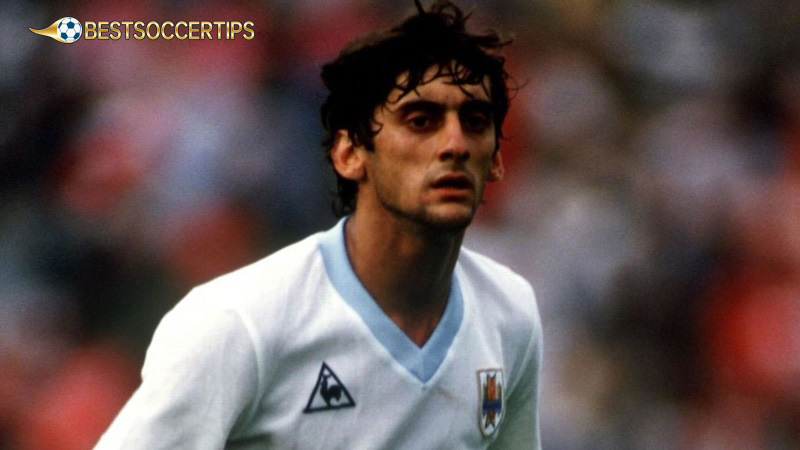 Best player Uruguay soccer: Enzo Francescoli