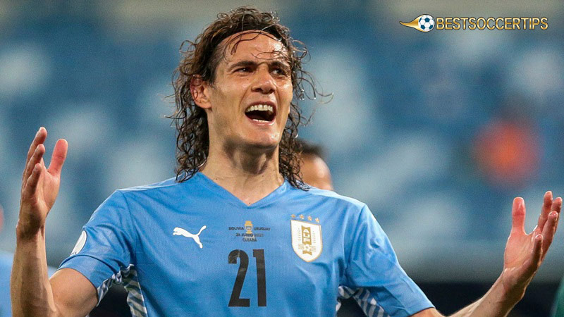 Best player in Uruguay: Edinson Cavani