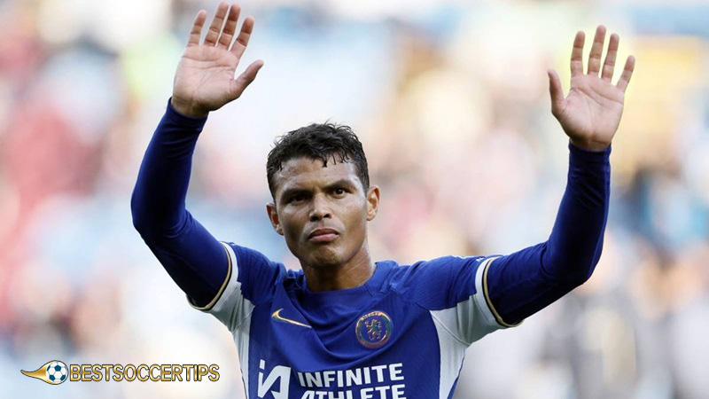 Oldest players in the Premier League: Thiago Silva - 39 years old