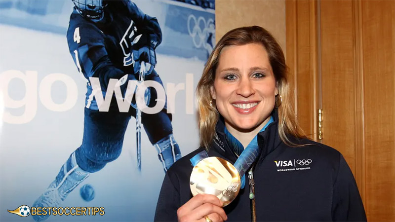 Best women's hockey players: Angela Ruggiero