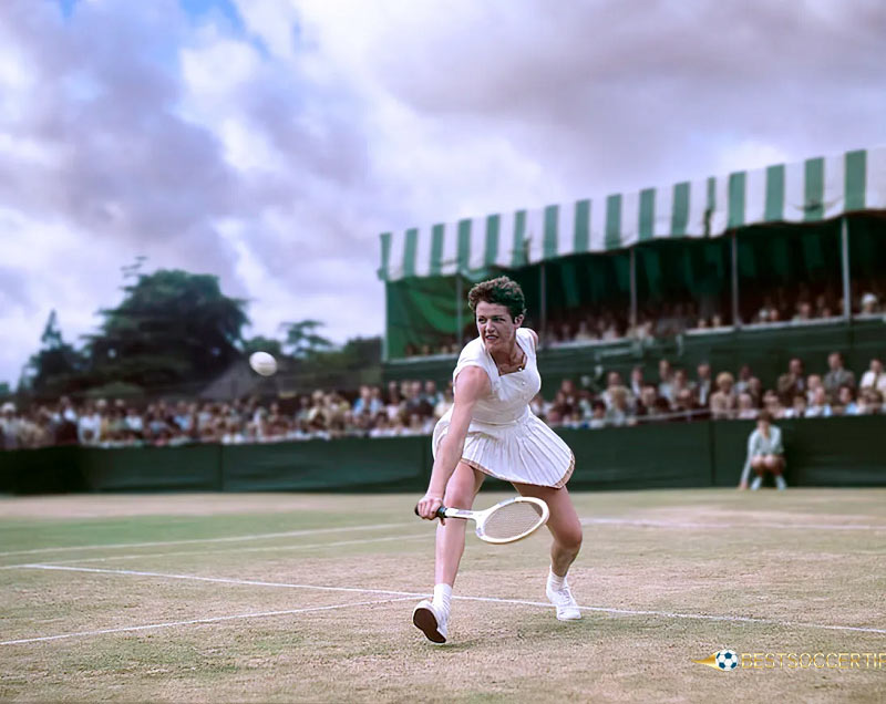 Margaret Court - Top 10 greatest female tennis players of all time