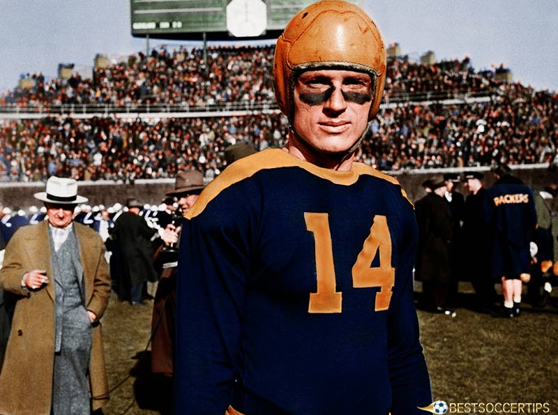Who is the best player in nfl history - Don Hutson
