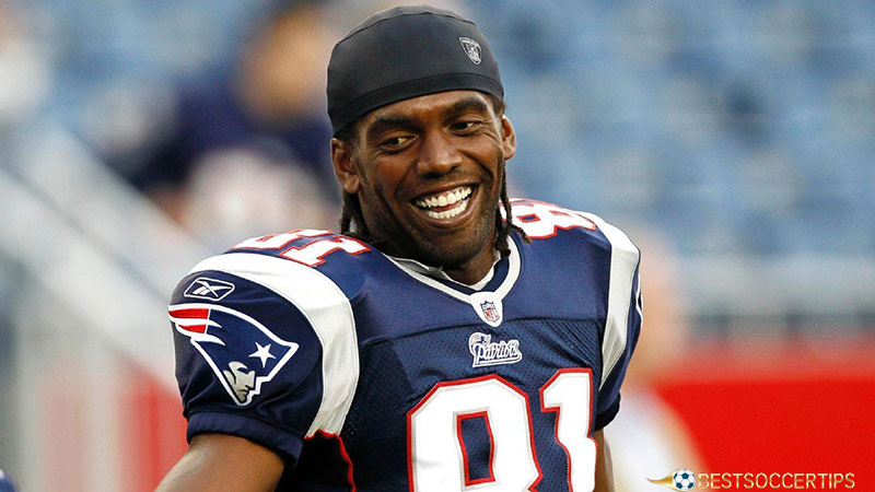 Who is the best player in the nfl history - Randy Moss
