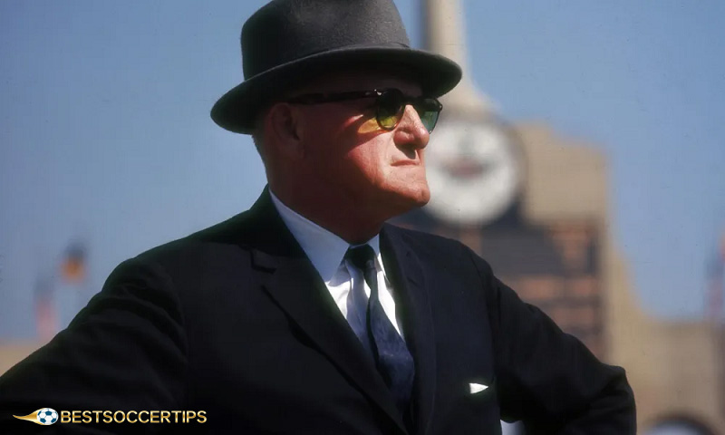 George Halas - Best NFL football coaches of all-time