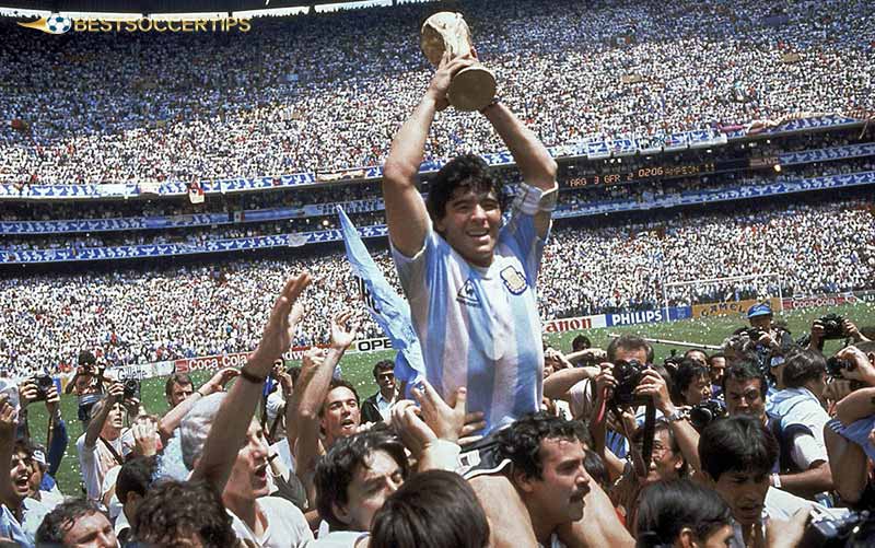 Maradona won 1 WC in 1986 with the Argentina team