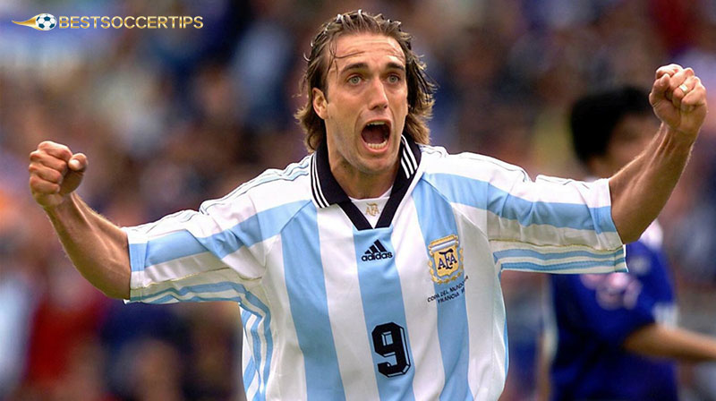 Gabriel Batistuta - Most powerful kick in soccer