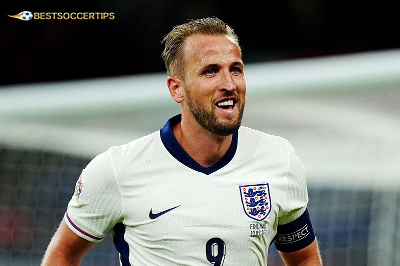 Harry Kane - Premier League golden boot winners award winner