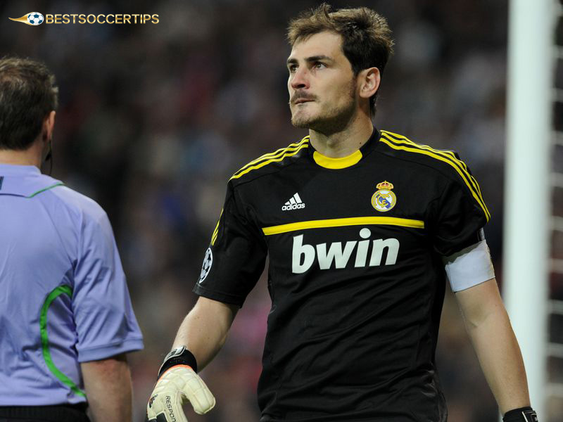 Iker Casillas - Best goal saves in football history