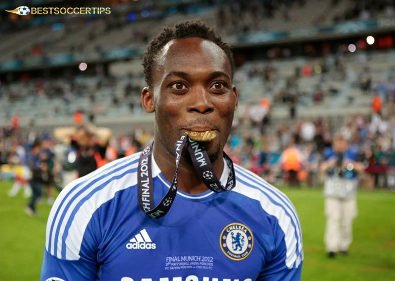 Michael Essien - Charitable football players