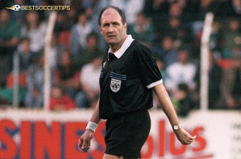 Michel Vautrot - Best soccer referee in the world​