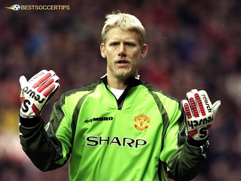 Peter Schmeichel - Best goal save ever in football history