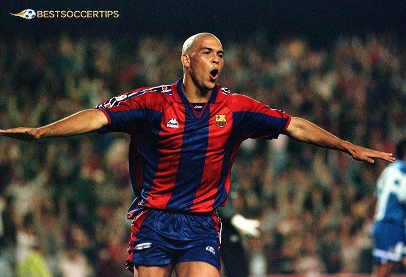 Ronaldo Luiz Nazario - Top ten richest football player in the world​