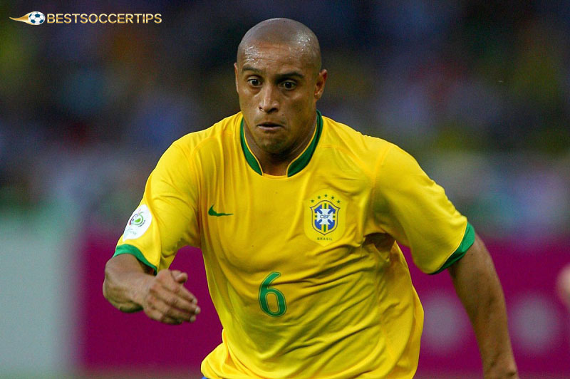 Who has the most powerful kick in soccer - Roberto Carlos