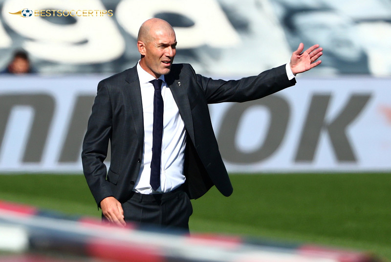 Who is the best player of the 21st century​ - Zinedine Zidane