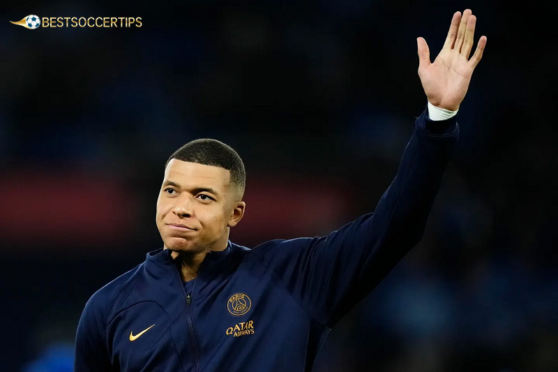 Kylian Mbappe - Player with best goal per game ratio