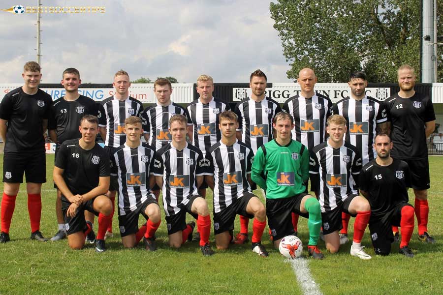 Who was the first ever football team - Notts County