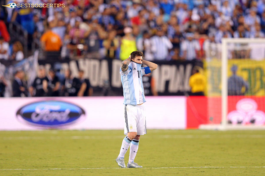 Biggest what ifs in soccer - Messi didn't miss the penalty in the 2016 Copa final