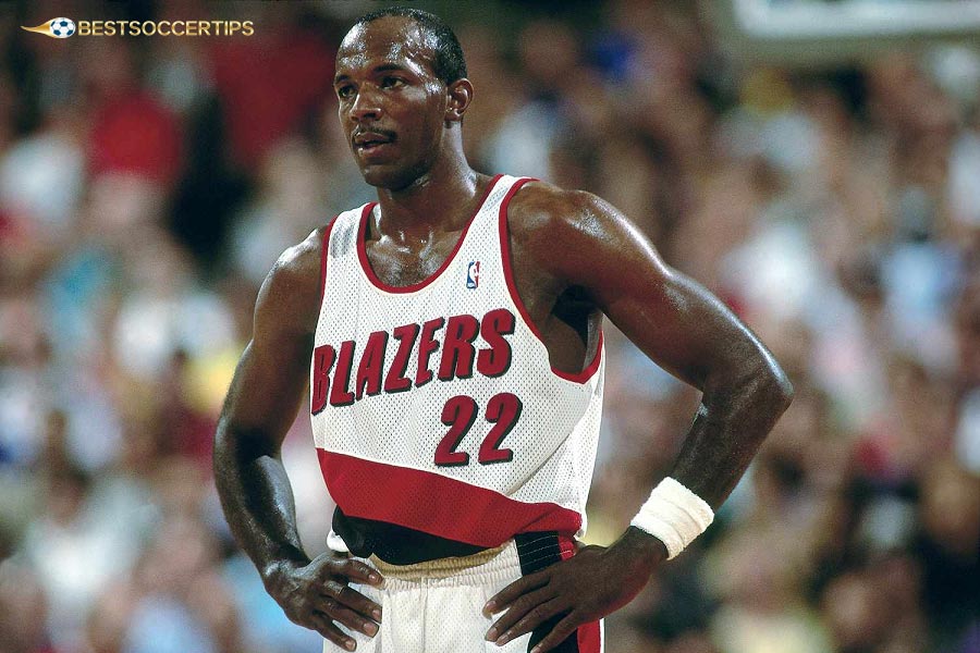 Clyde Drexler - Player NBA highest field goal percentage in a season