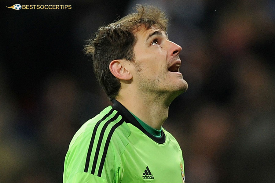 Iker Casillas - Best player in La Liga