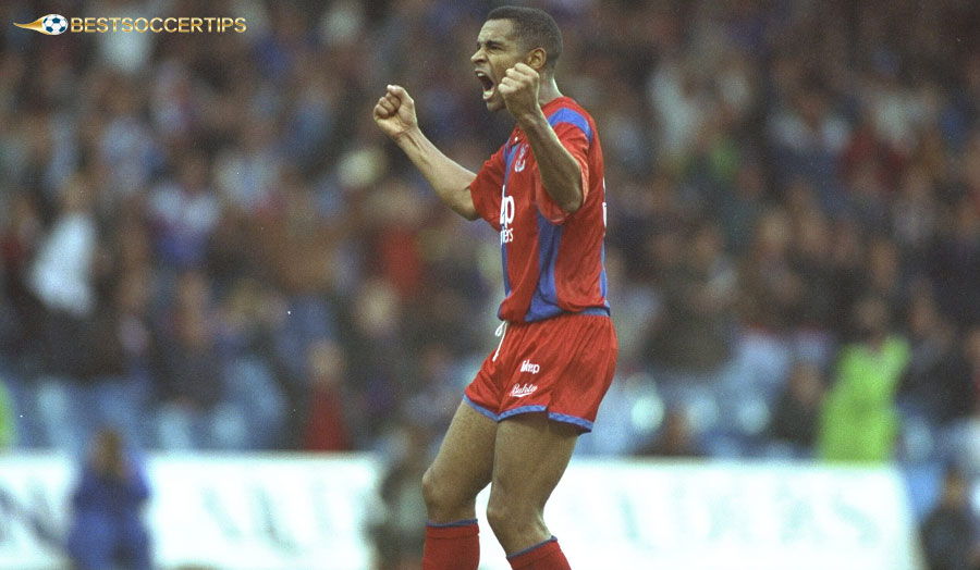 With important goals, Bright was the hero who helped Palace get promoted and write new history