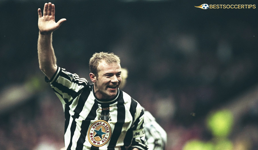 An impressive hat-trick against Arsenal opened Shearer's brilliant career