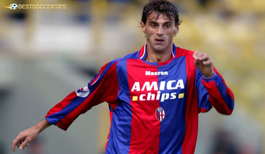 Carlo Nervo - Loyal player, contributed greatly to bringing Bologna from Serie C1 to Serie A
