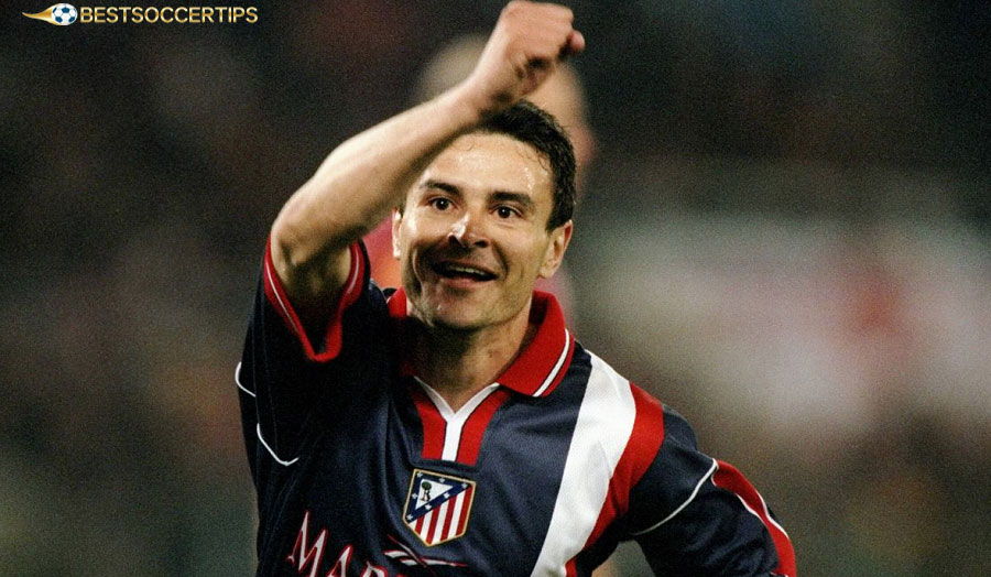 Carlos Aguilera – The resilient Uruguayan defender who has held Genoa's defense together for years