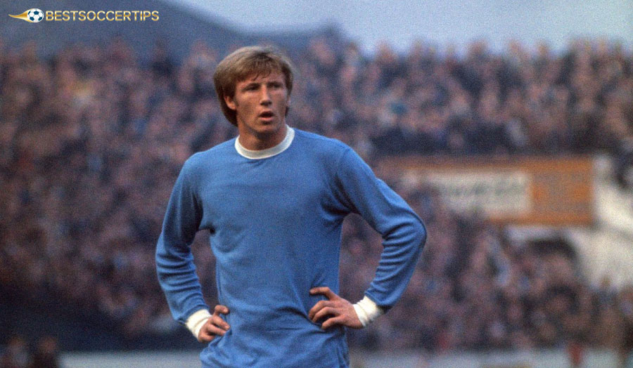 Colin Bell - The all-round midfielder, an immortal icon with exemplary fighting spirit and absolute loyalty
