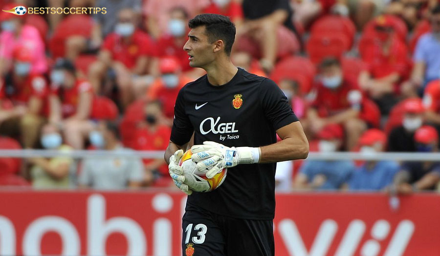 Dominik Greif - Excellent goalkeeper, pick for saves and penalty saves