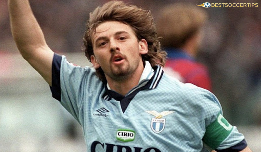 Giuseppe Signori – Lazio top goalscorer with cool finishing and impressive scoring rate