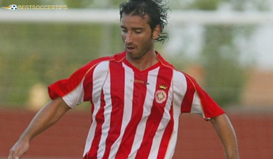 Jandro – Versatile striker, flexible in attack, contributing goals and assists