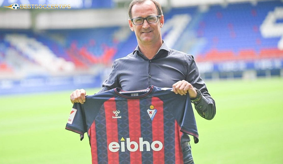 Joseba Etxeberria - A symbol of perseverance and loyalty to Athletic