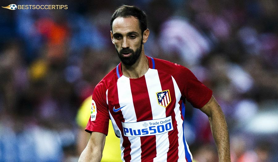 Juanfran - Solid defender, ideal for clean sheet bets