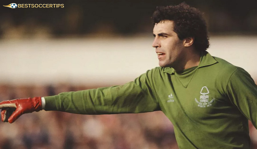 Peter Shilton – Legendary goalkeeper, with quick reflexes and extensive experience, kept clean sheets in many important matches
