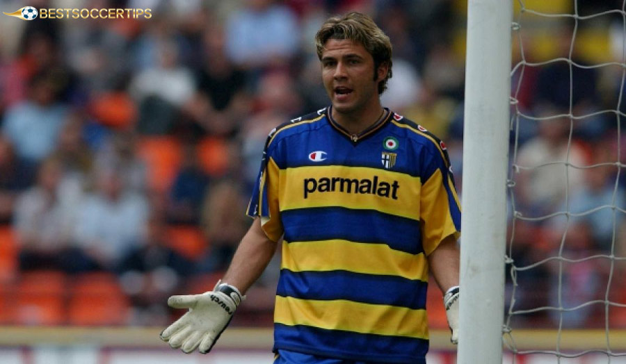 Sébastien Frey - Parma's fast reflexes and reliable stopper