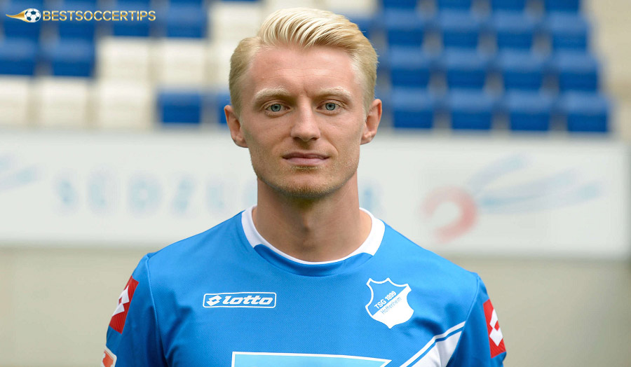 Andreas Beck – Solid defensive leader on the right wing
