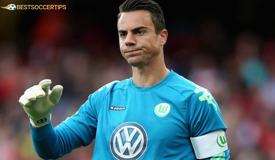 Diego Benaglio – Steel goalkeeper and defensive icon