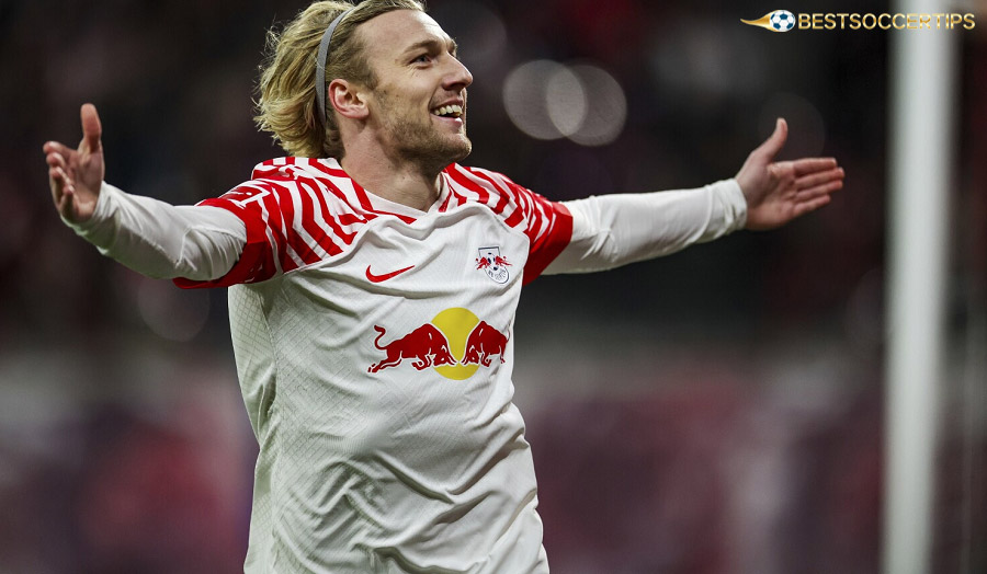 Emil Forsberg – Assist specialist, good for assists and corners