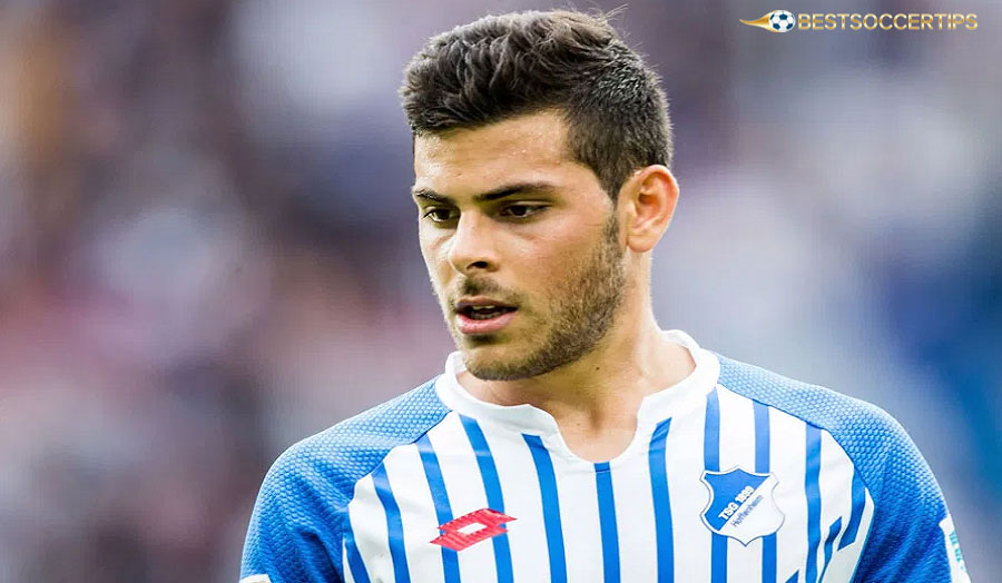 Kevin Volland – The versatile striker who creates breakthroughs for the attack