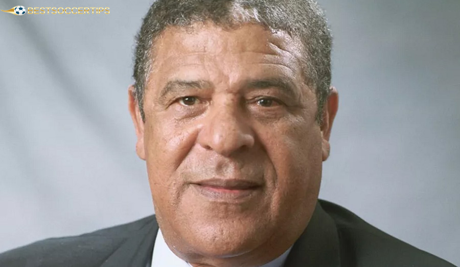 Mahi Khennane - Technical player, North African cultural icon at Rennes