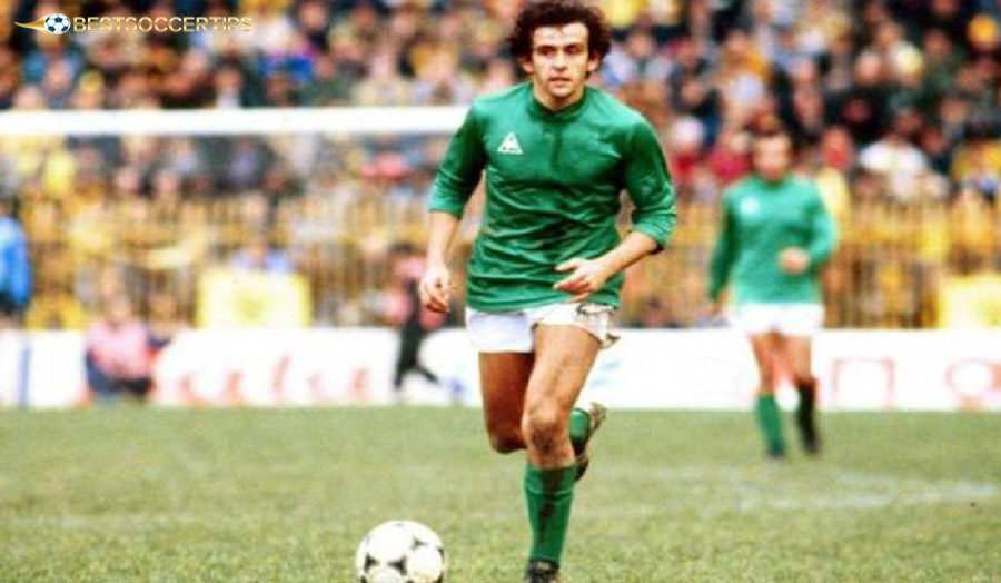 Michel Platini - The genius conductor who laid the foundation for glory in the early 80s